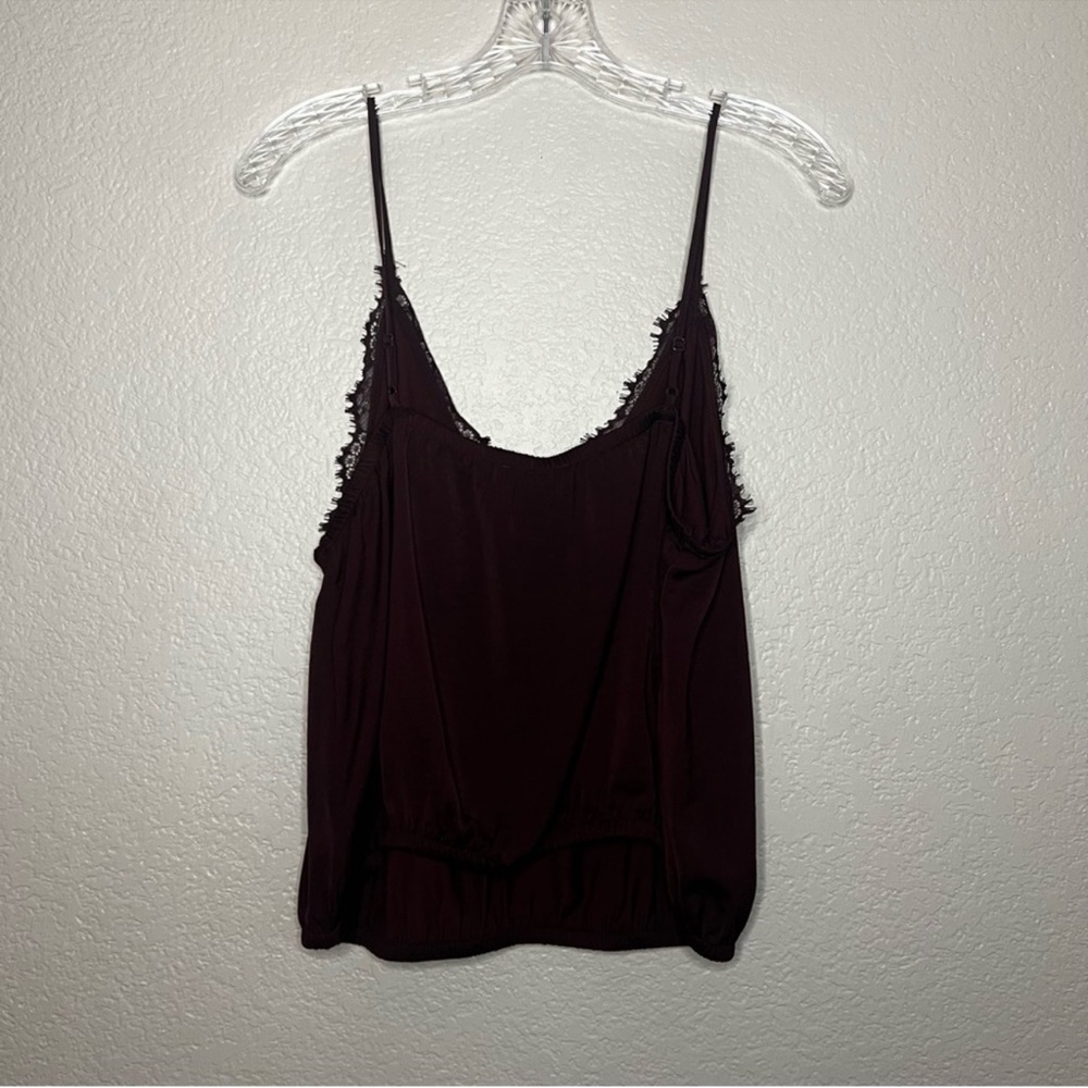 Express V-Neck Lace Trim Sleeveless Blouse Size: L - Picture 8 of 8